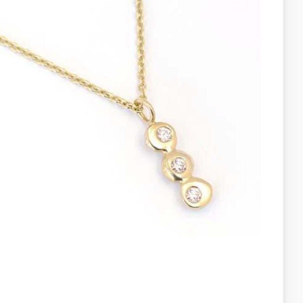 16” Johanna Brierley 3 lucky stone diamond necklace.